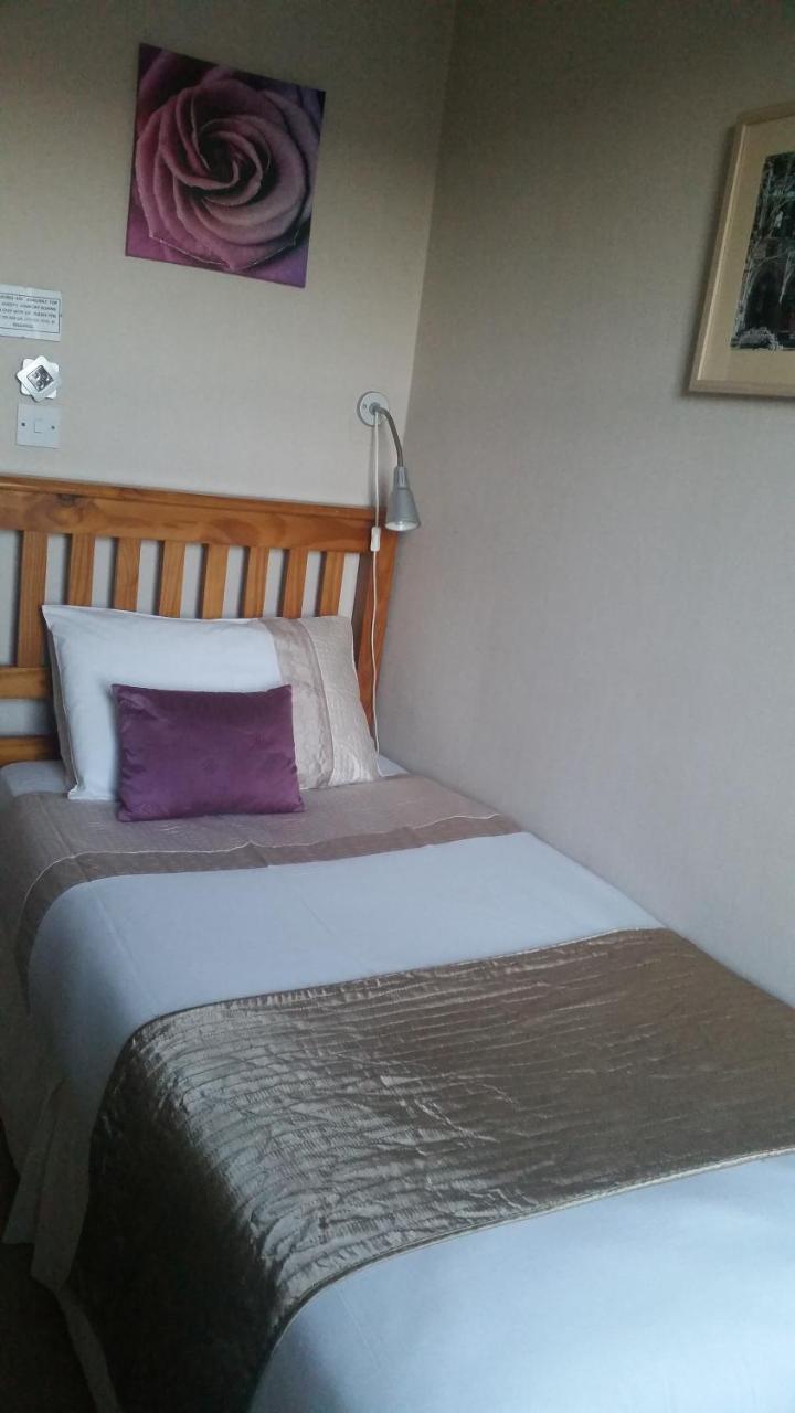 Broomfield House Bed And Breakfast Earlston Dış mekan fotoğraf
